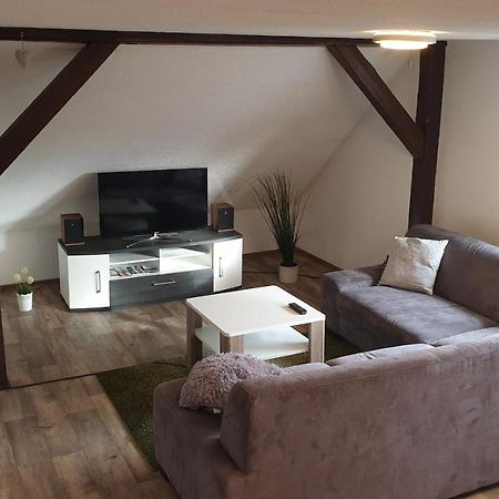 Haesselhof - 80Qm Ferienwohnung Im Zentrum Von Bad Liebenwerda Bagian luar foto